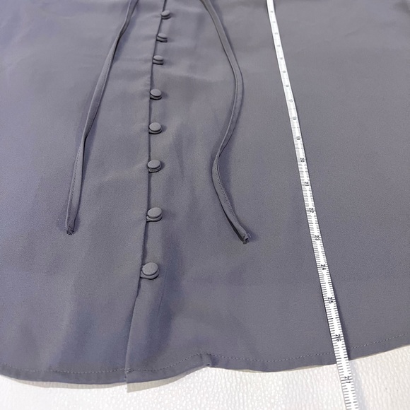 Torrid GREY GEORGETTE BUTTON-LOOP SEMI SHEER TANK TOP - Picture 8 of 9